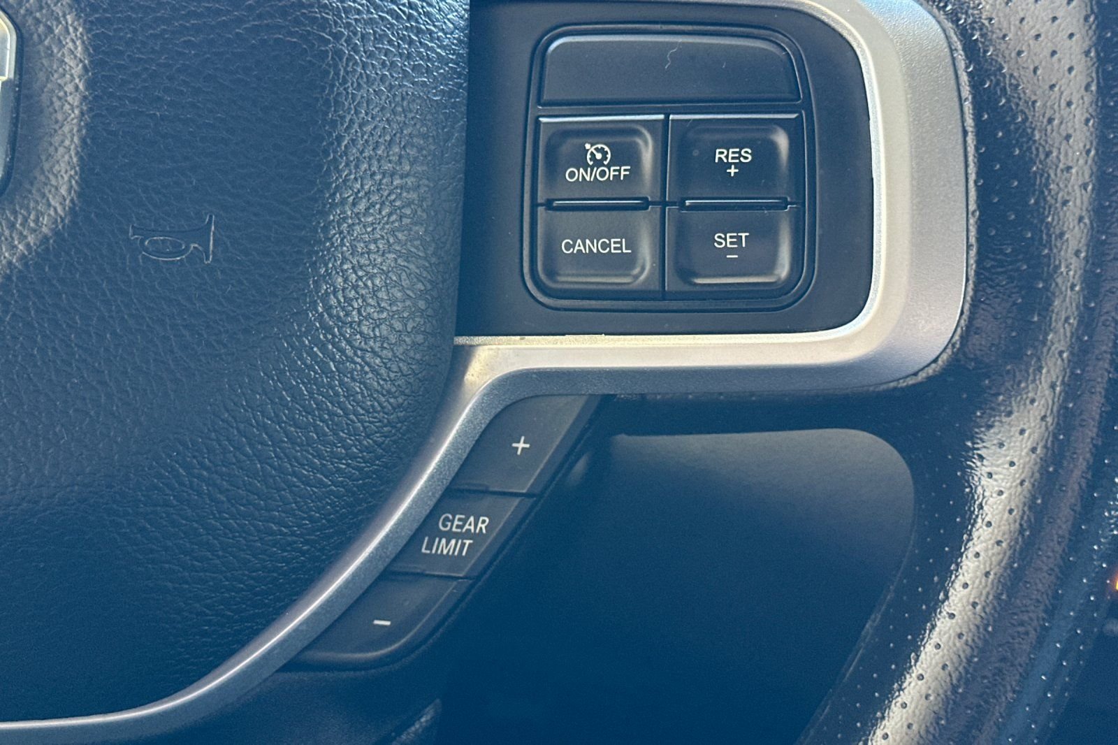 Used 2022 Silver Ram Big Horn image 26