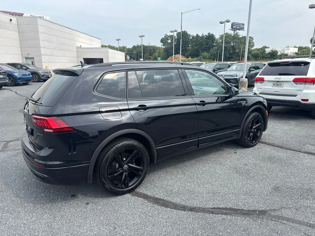 Certified Used 2023 Deep Black Pearl Volkswagen 2.0T SE R-Line Black image 19