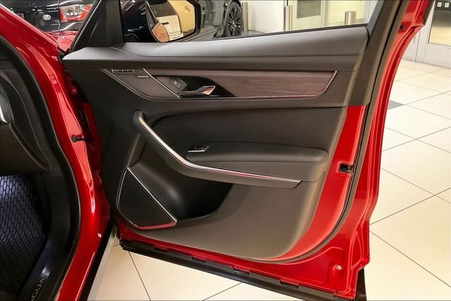 Used 2023 Red Jaguar P250 S image 30