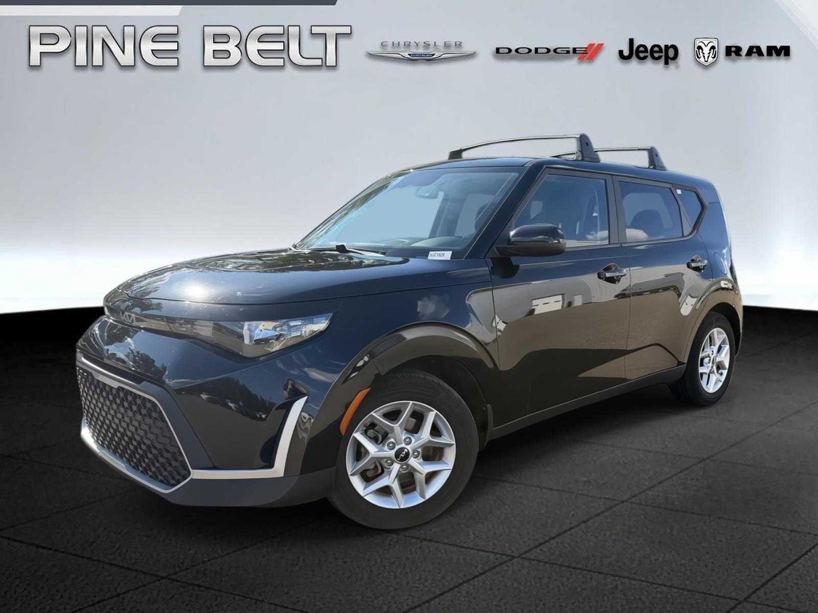 Used 2023 Fusion Black Kia LX image 1