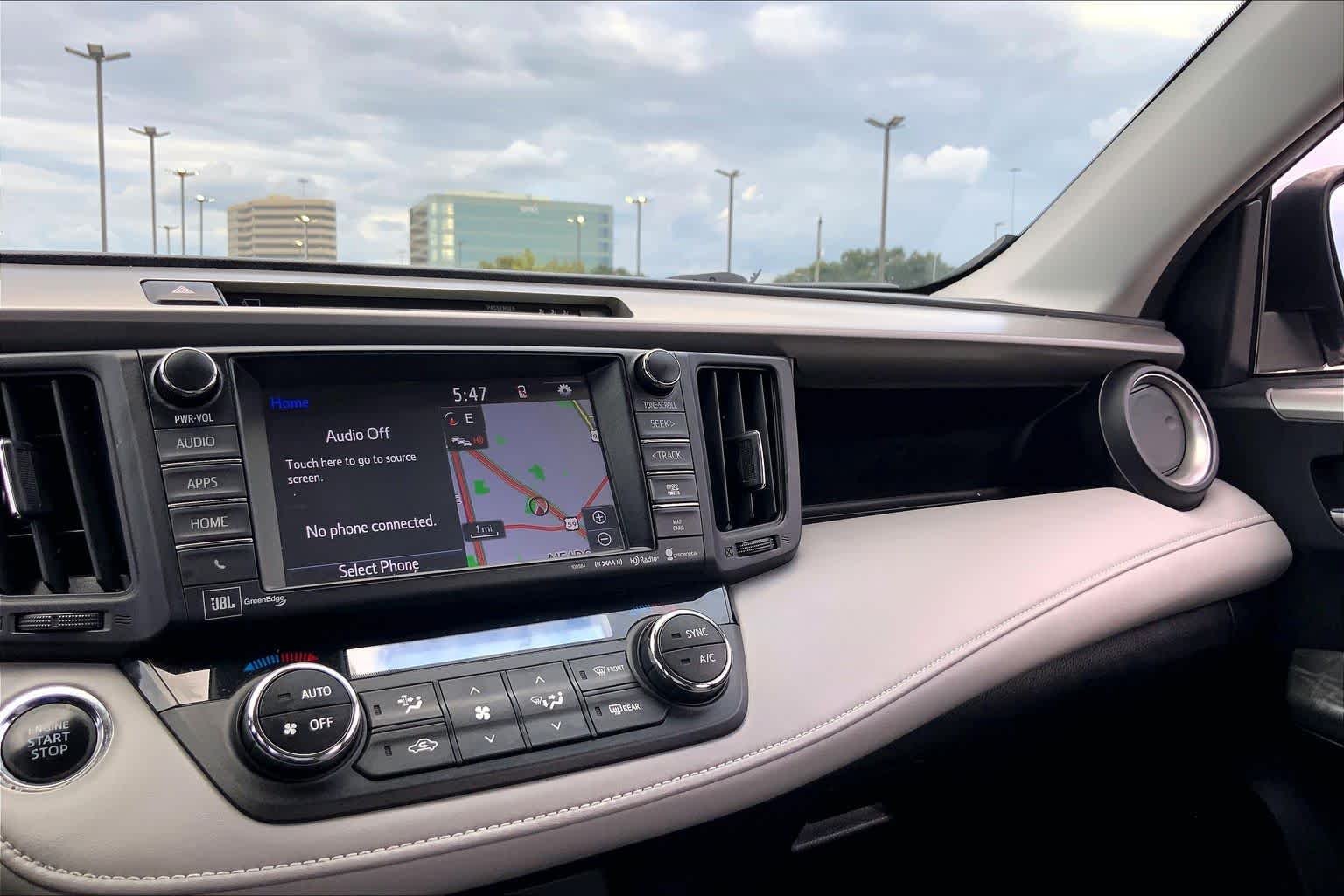 Used 2018 Silver Sky Metallic Toyota Limited image 35