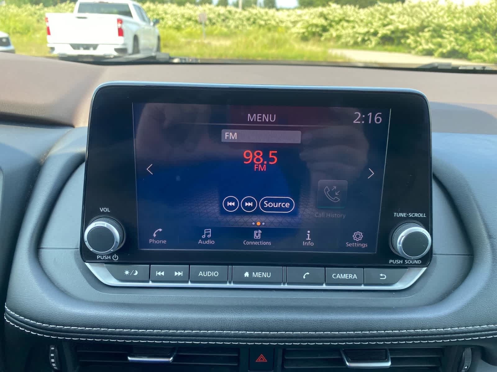 Used 2023 Scarlet Ember Pearl Metallic Nissan S image 25