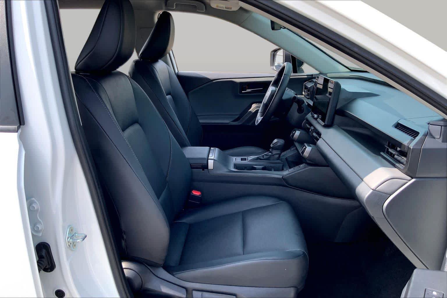Certified Used 2026 Ice Cap Toyota XLE Premium image 9