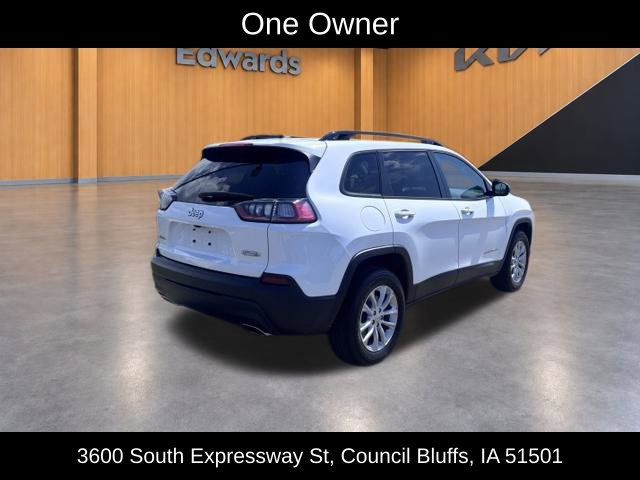 Used 2022 White Jeep Latitude Lux image 6