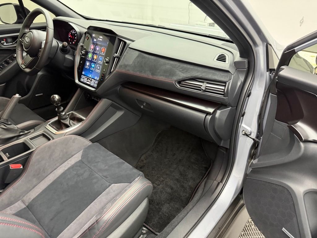 Used 2024 Ice Silver Metallic Subaru TR image 30