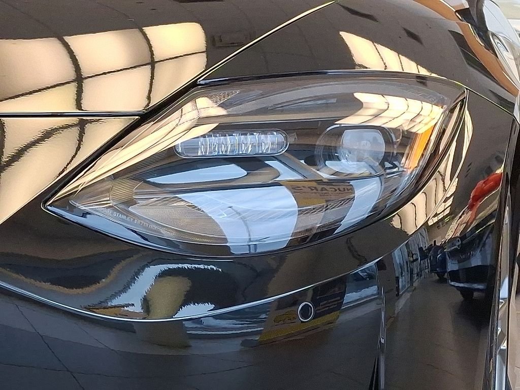 New 2026 Black Diamond Pearl Nissan Sport image 9
