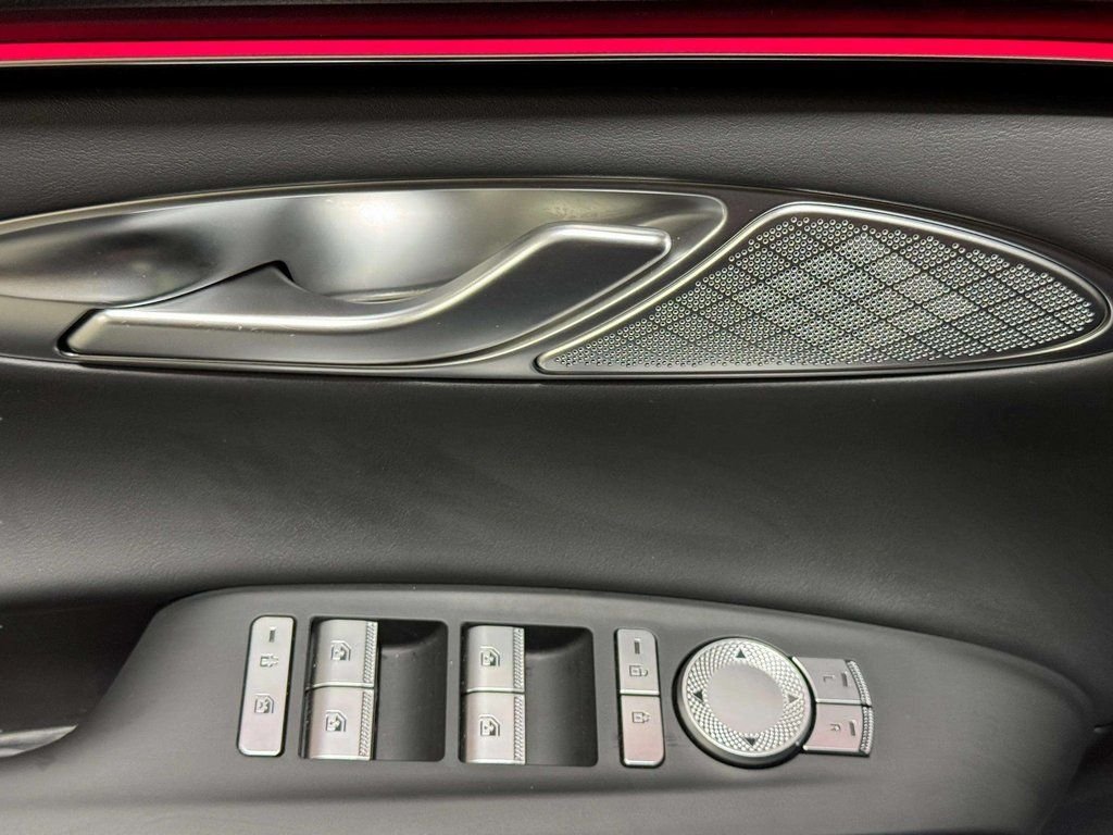 2026 GENESIS GV70 Standard - Photo 21