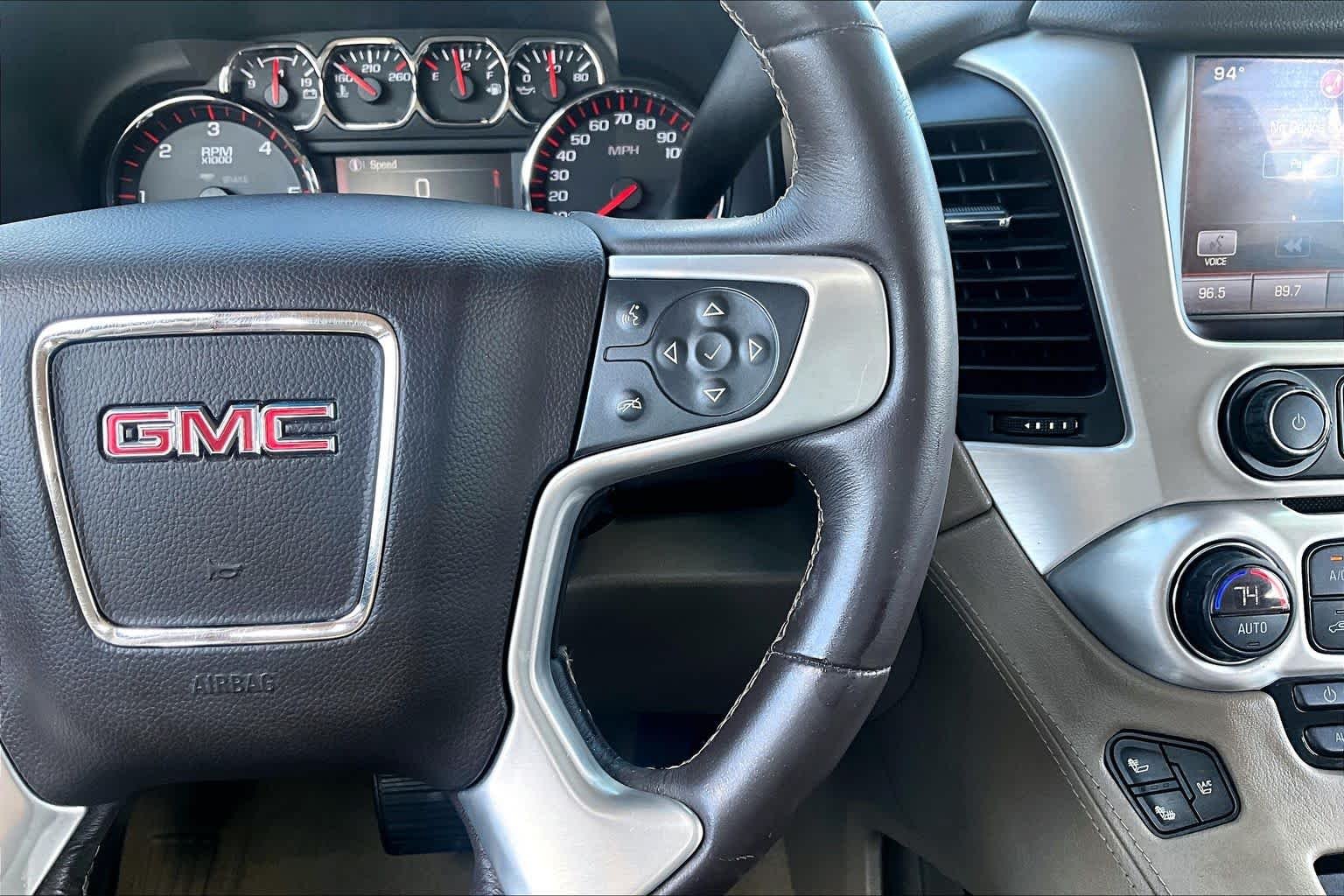 Used 2015 Iridium Metallic GMC SLT image 24