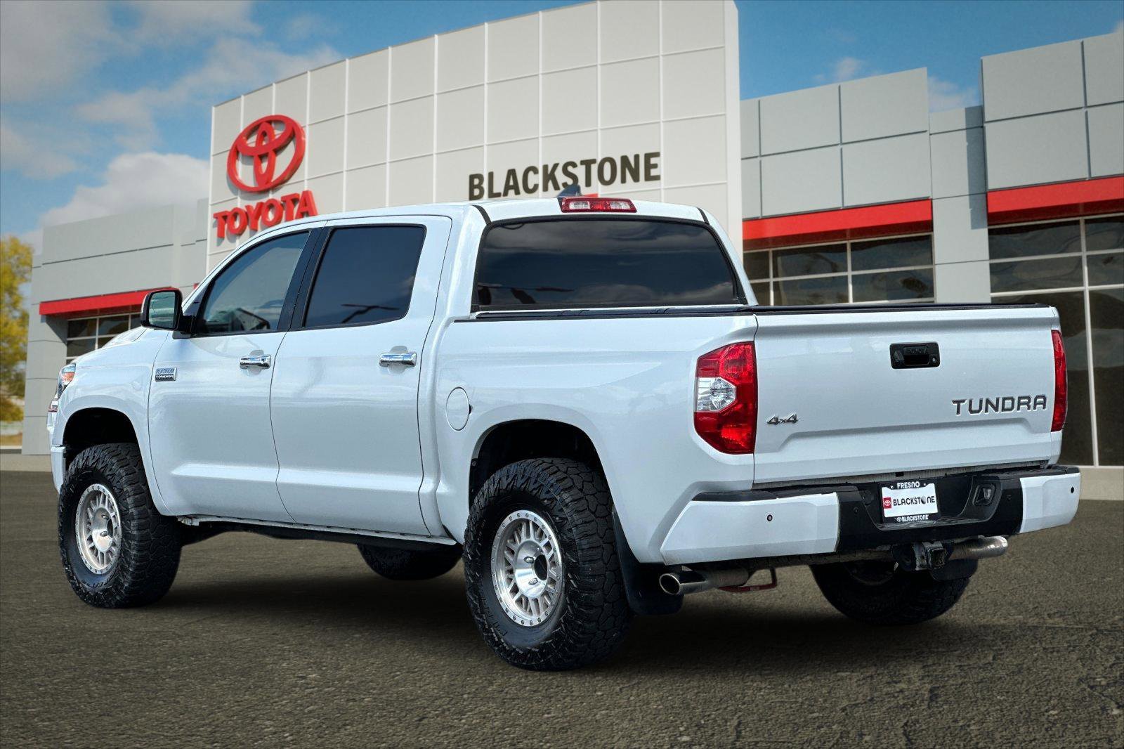 Used 2021 Wind Chill Pearl Toyota Platinum image 5