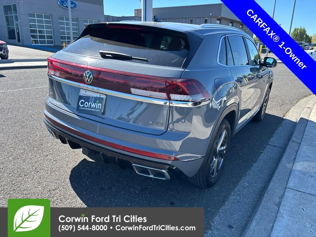 Used 2024 Pure Gray Volkswagen 2.0T SEL R-Line image 12