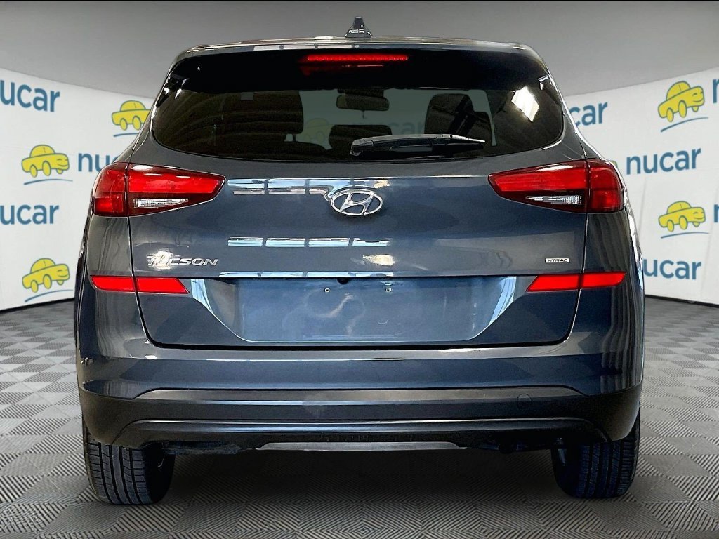 Used 2019 Blue Hyundai SE image 5