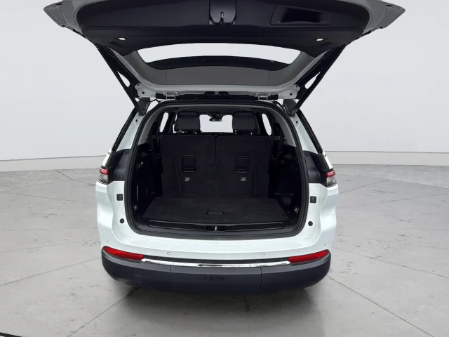 Used 2021 White Jeep Limited image 30