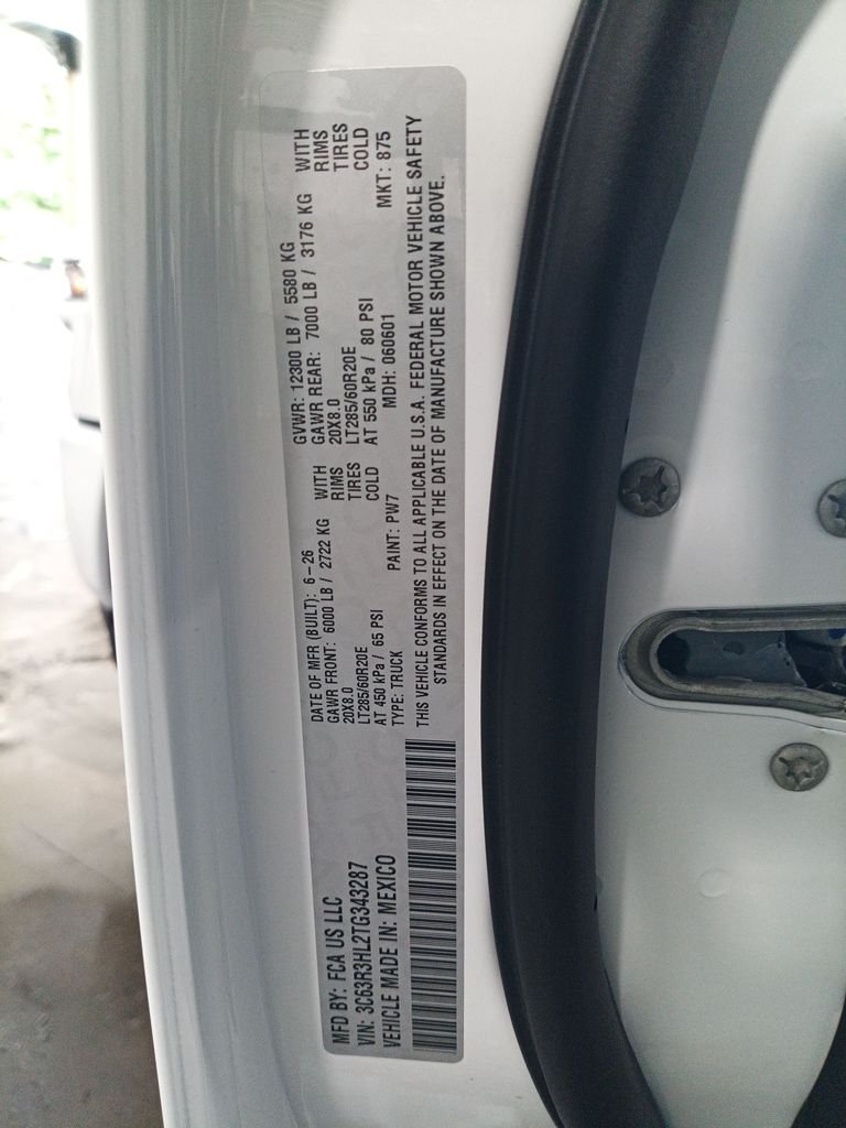 New 2026 Bright White Clear-Coat Exterior Paint RAM Big Horn image 30