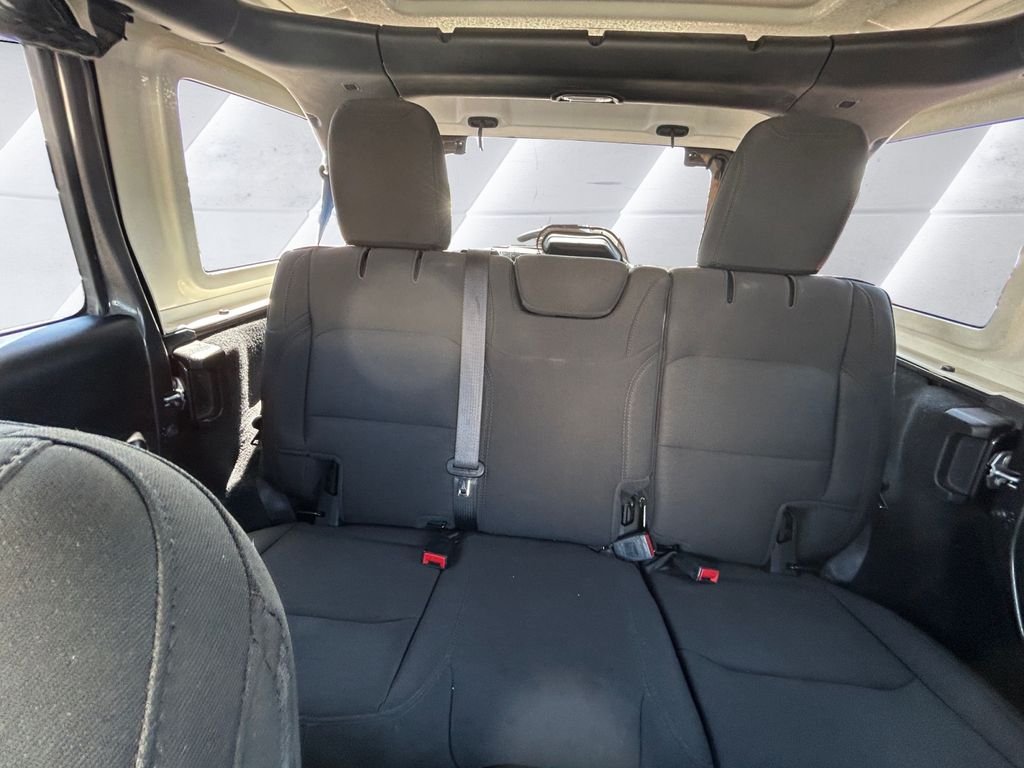 Used 2020 Gray Jeep Unlimited Sport S image 18
