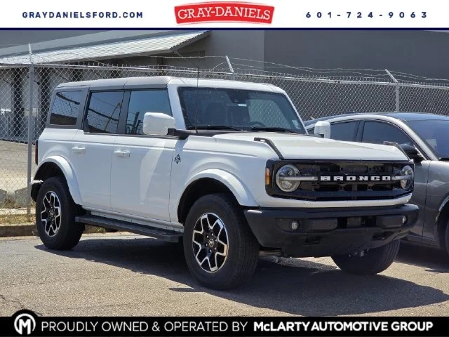 Used 2023 White Ford Outer Banks image 1