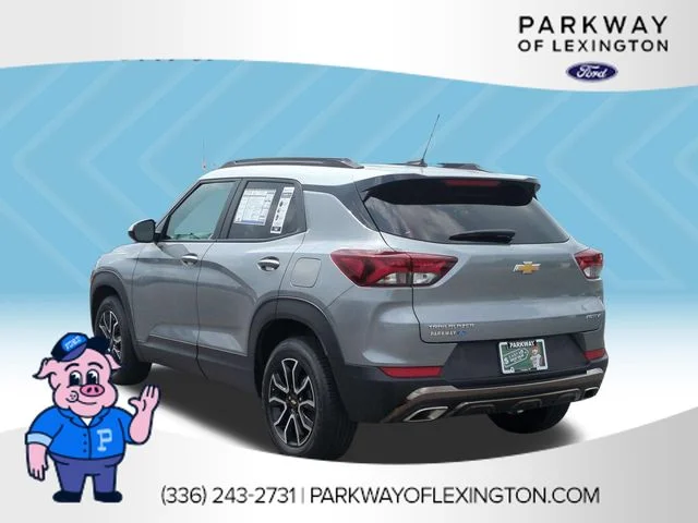 Used 2023 Gray Chevrolet ACTIV image 3