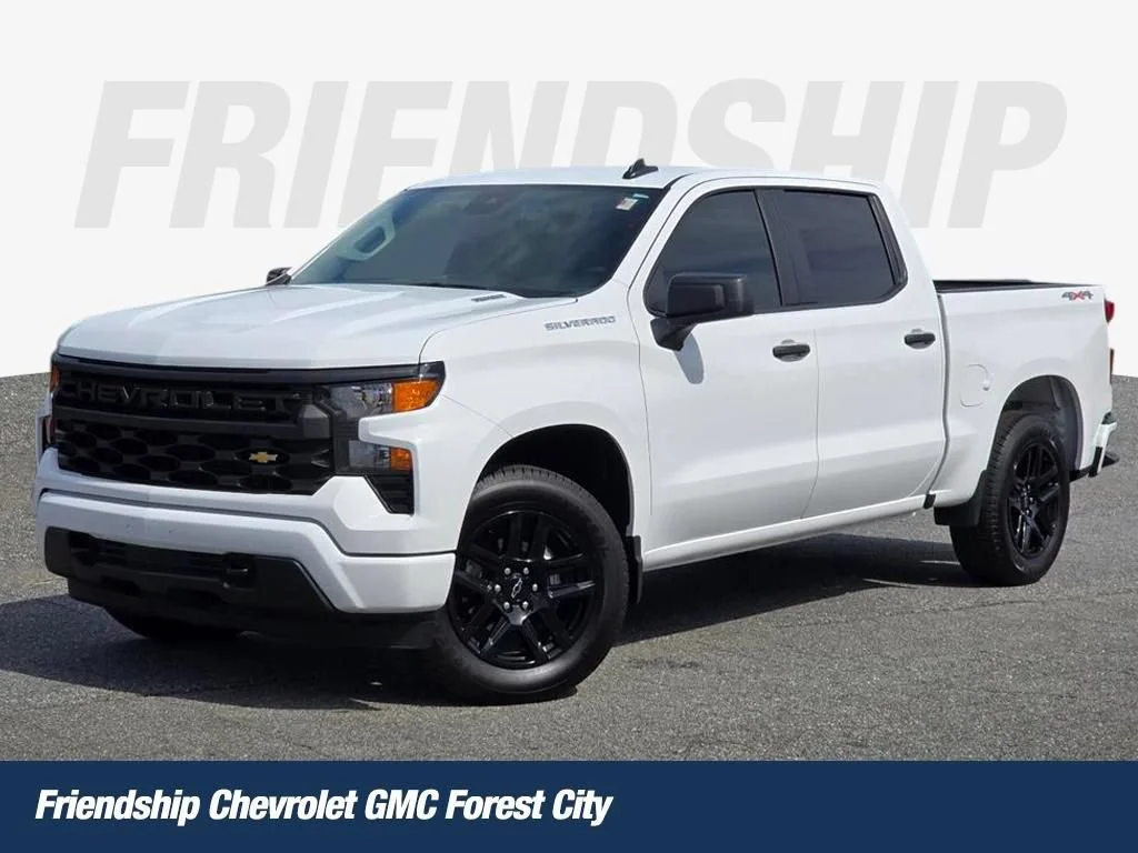 Used 2025 Summit White Chevrolet Custom image 1
