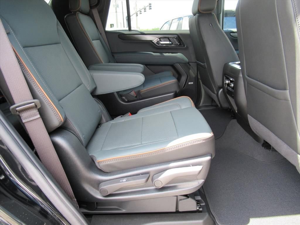2026 GMC Yukon AT4 - Photo 32