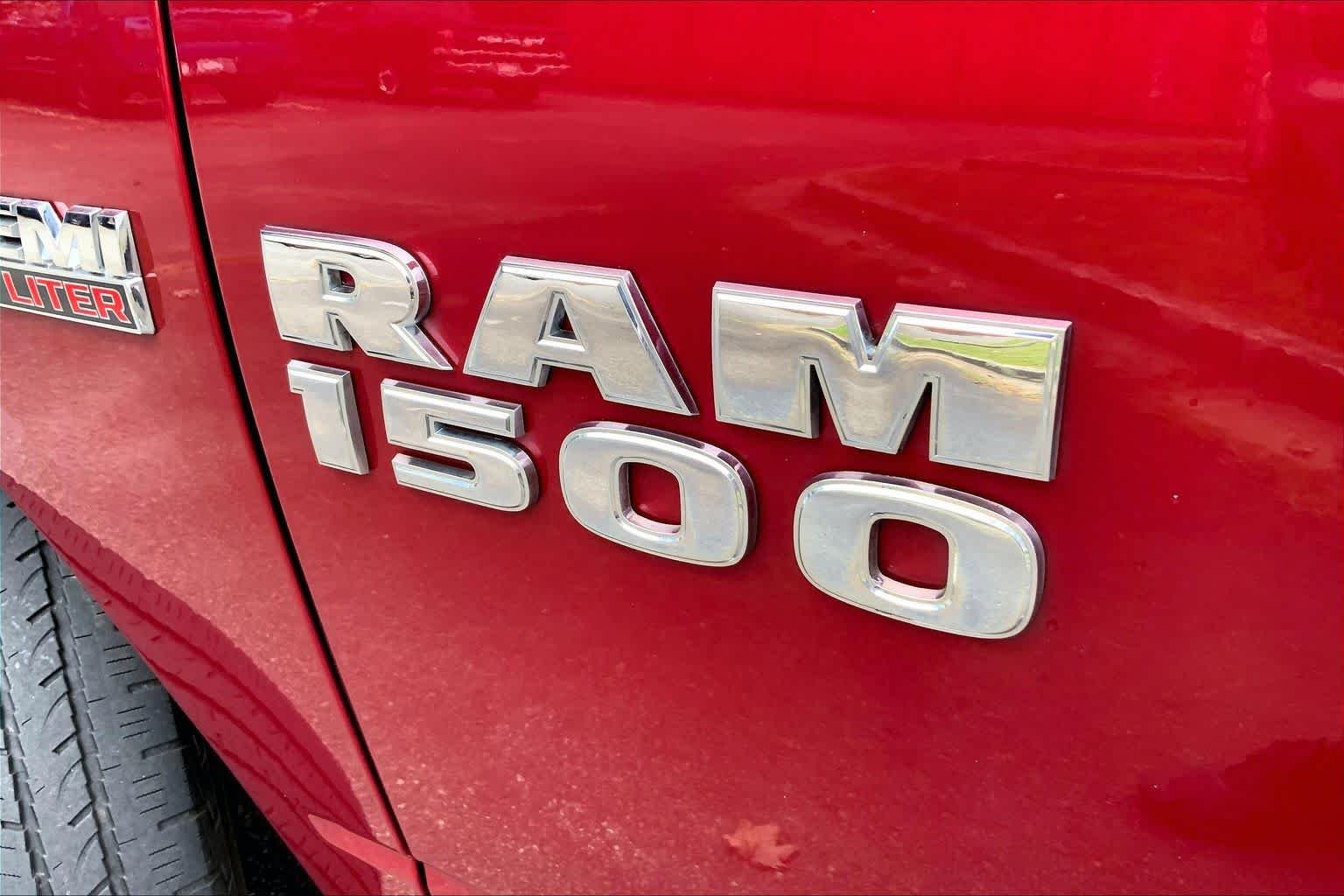 Used 2014 Deep Cherry Red Crystal Pearlcoat Ram Express image 28