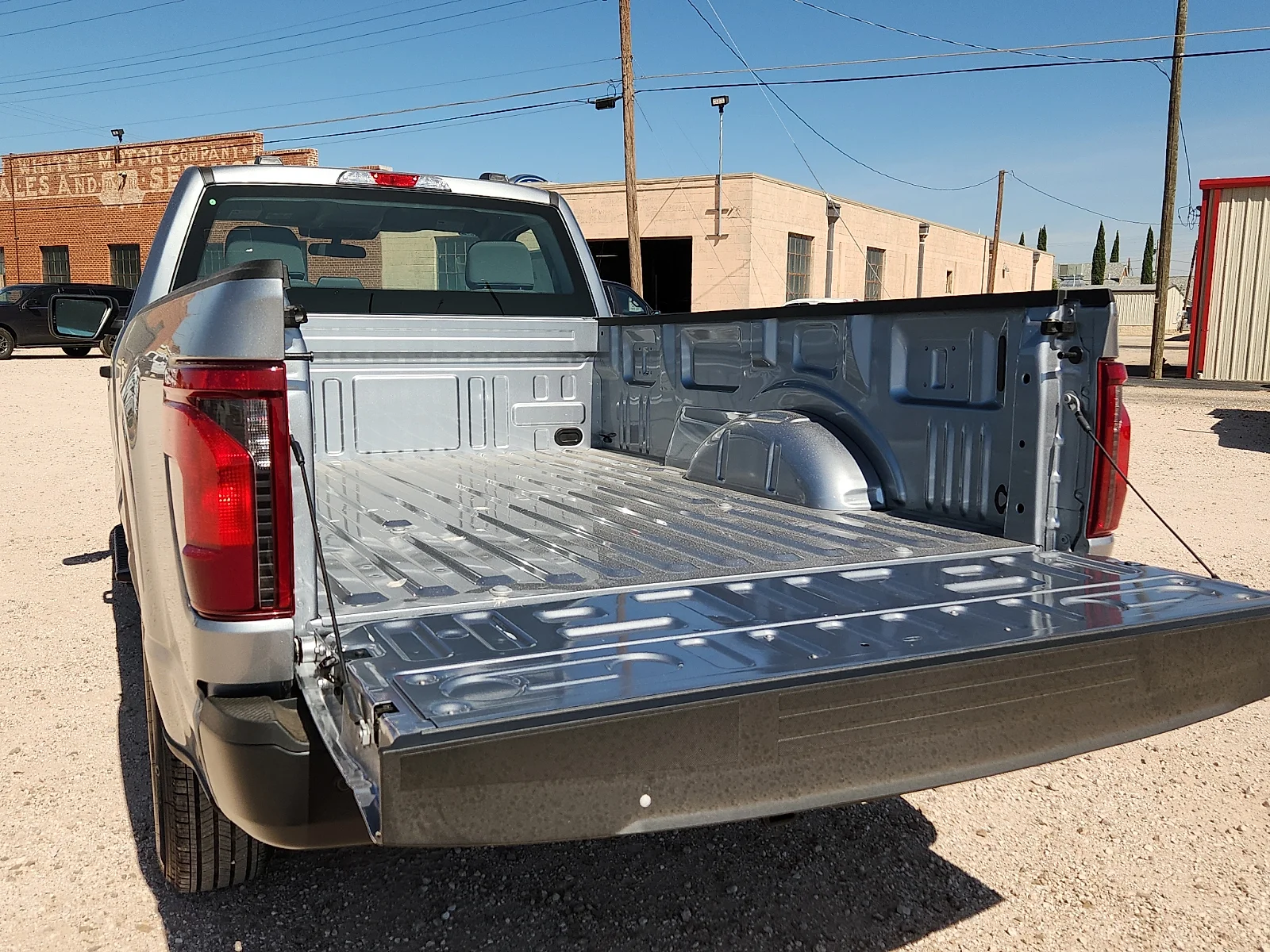 New 2026 Iconic Silver Metallic Ford XL image 12