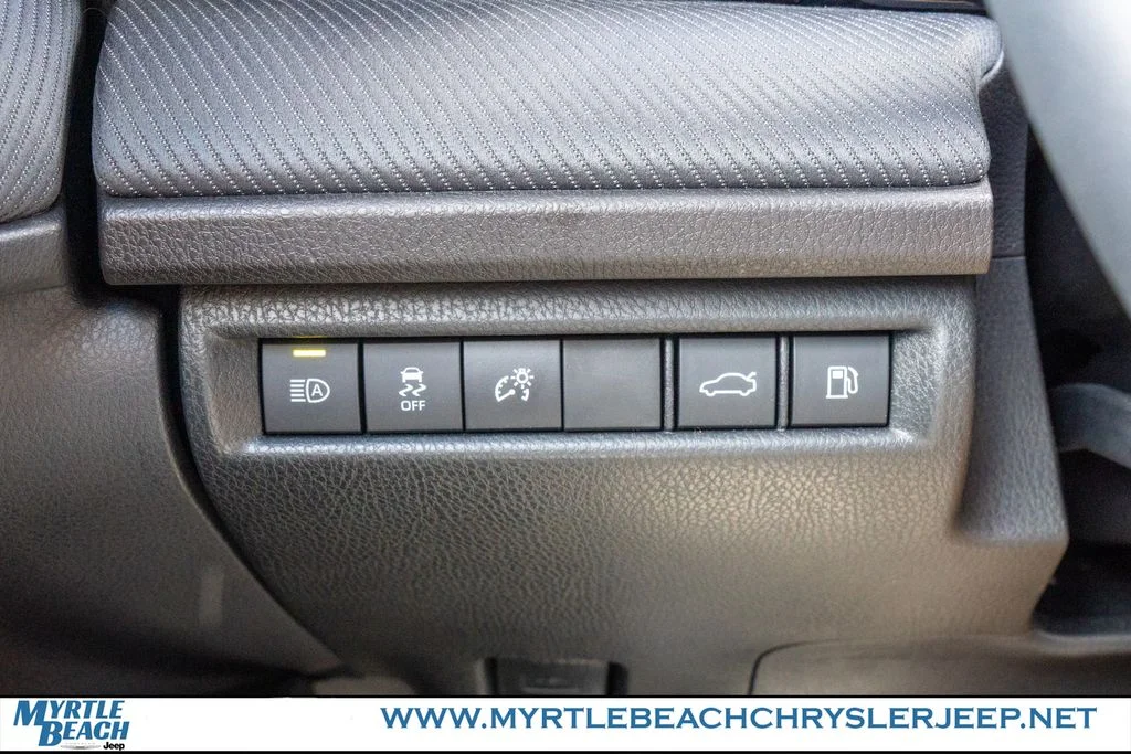 Used 2025 Ocean Toyota SE image 29