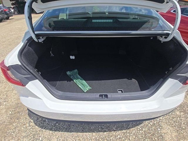 Used 2025 Ice Toyota SE image 13