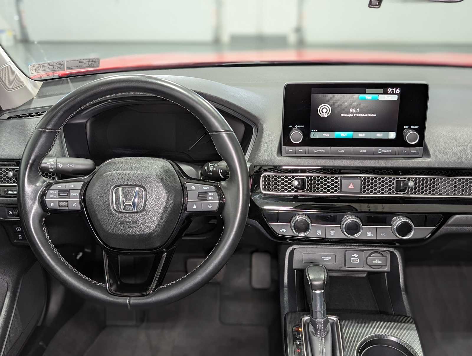 Used 2024 Rallye Red Honda EX image 5