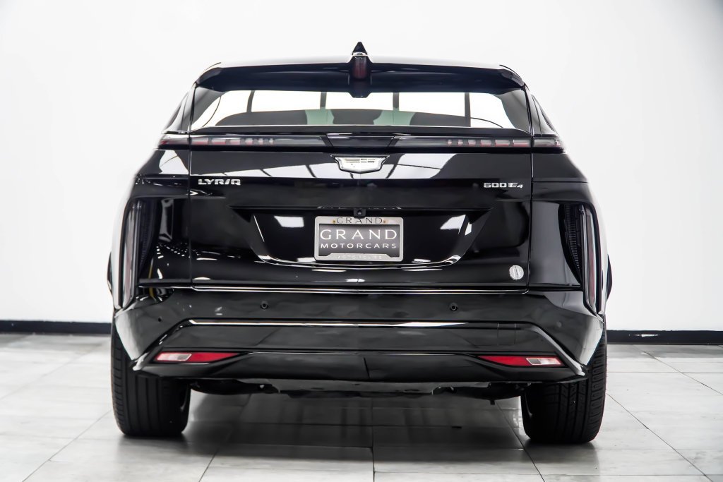 Used 2025 Black Cadillac Sport image 14