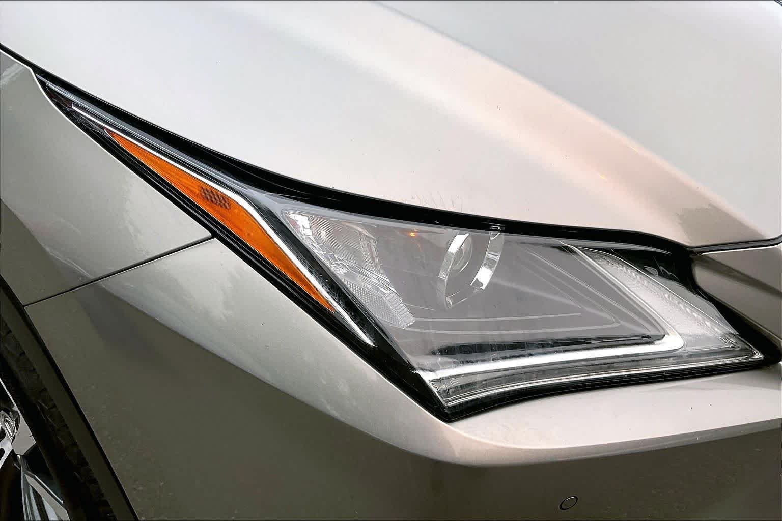 Used 2017 Atomic Silver Lexus  image 26