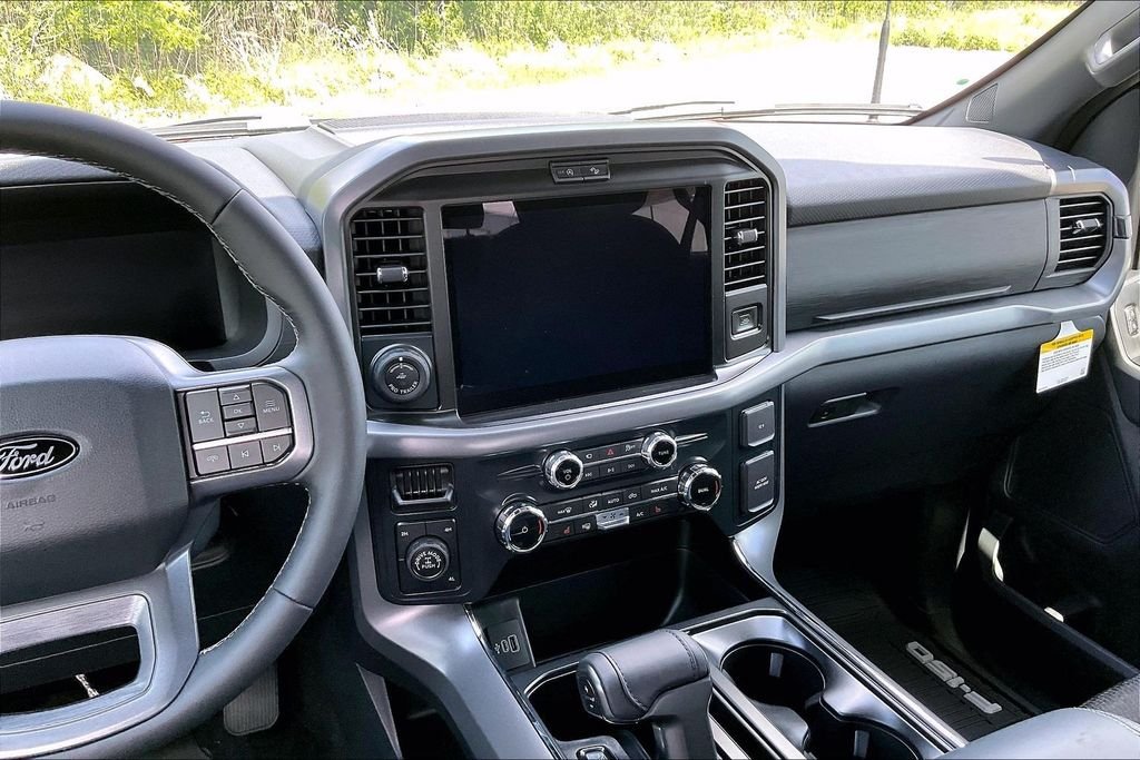 New 2026 Ford F-150 XLT 4D SuperCrew
