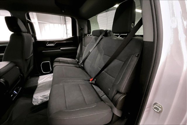 Used 2023 Summit White GMC SLE image 24