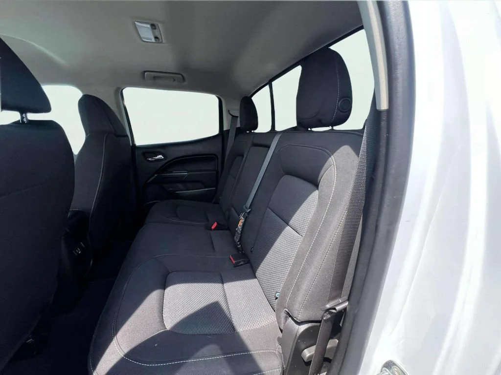 Used 2022 Summit White Chevrolet LT image 19