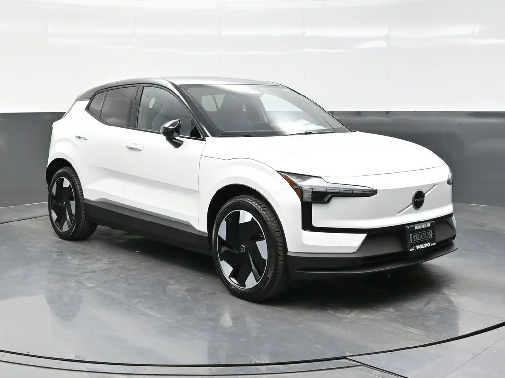 2026 Volvo EX30 Twin Motor Performance Plus's photo