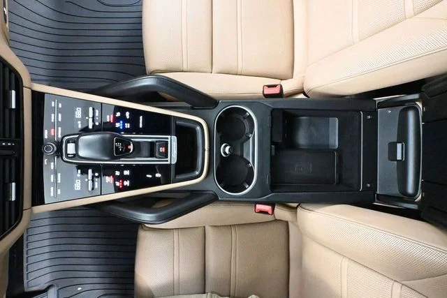 Used 2022 Blue Porsche Base image 31