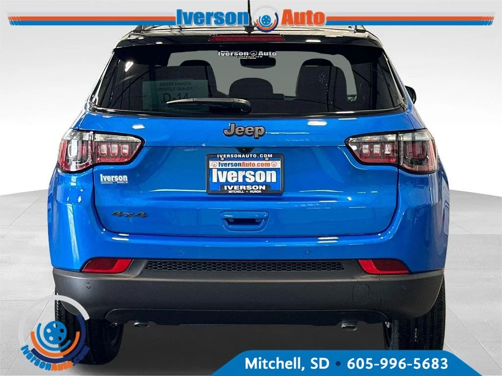 New 2026 Hydro Blue Pearlcoat Jeep Limited Altitude image 6