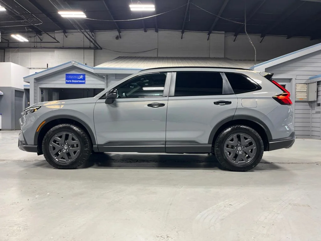 Used 2026 Urban Gray Pearl Honda TrailSport image 4