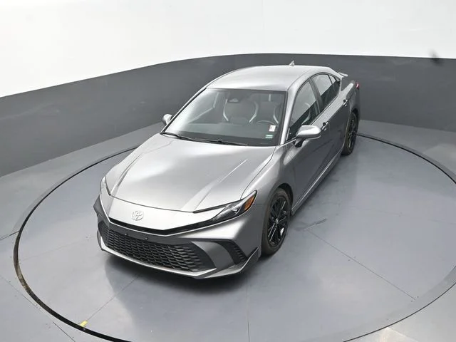 Used 2025  Toyota SE image 24