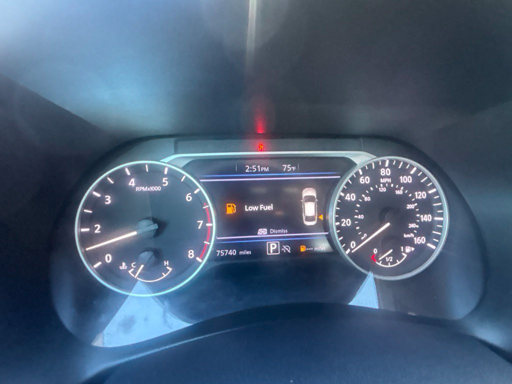 Used 2024 White Nissan SV image 14