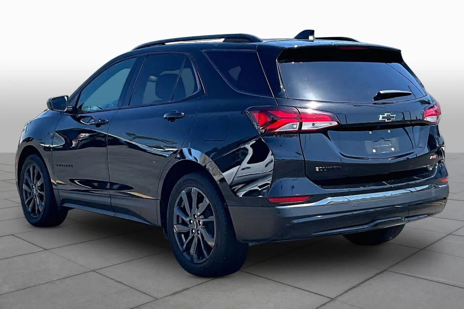 Used 2023 Mosaic Black Metallic Chevrolet RS image 11