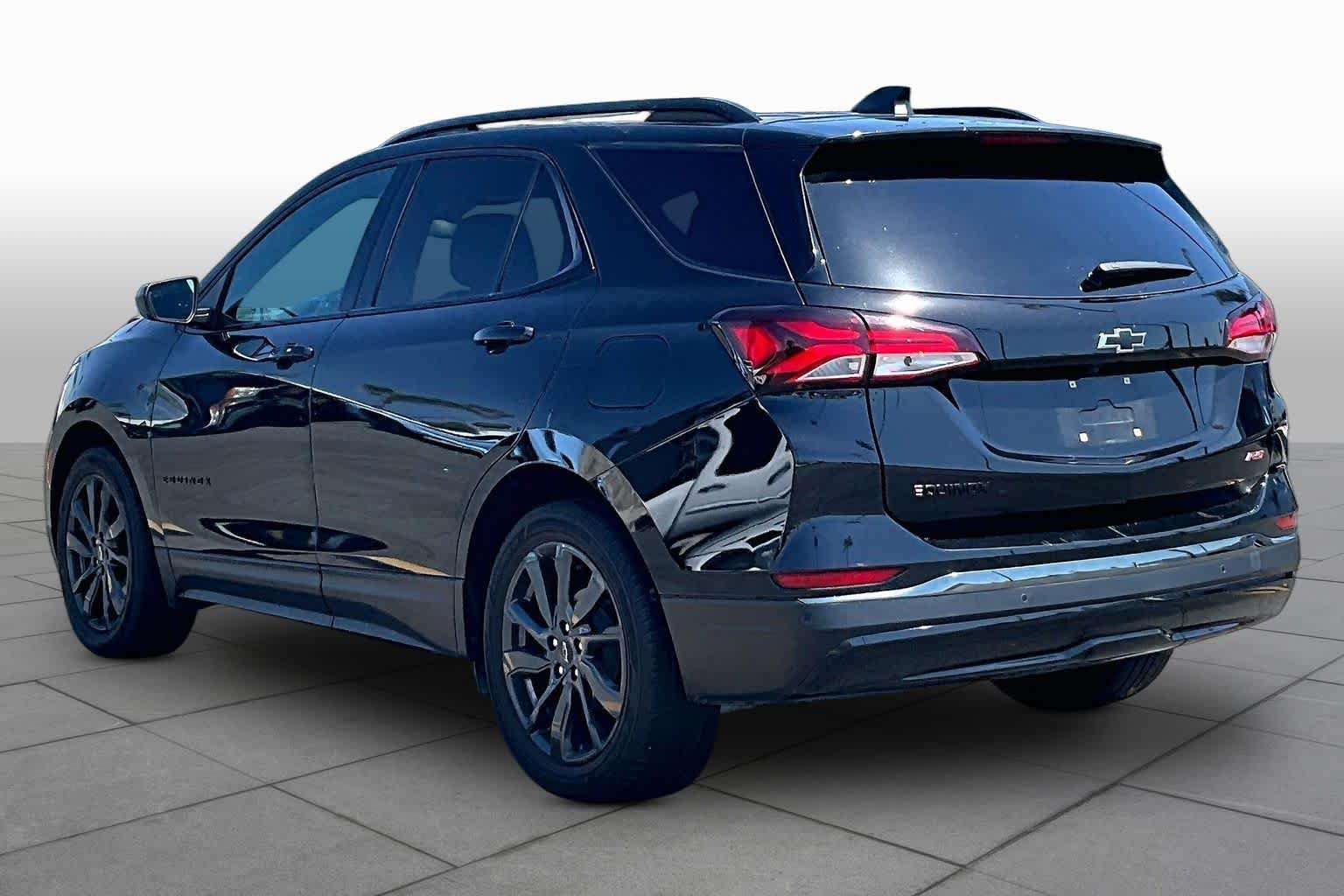 Used 2023 Mosaic Black Metallic Chevrolet RS image 11