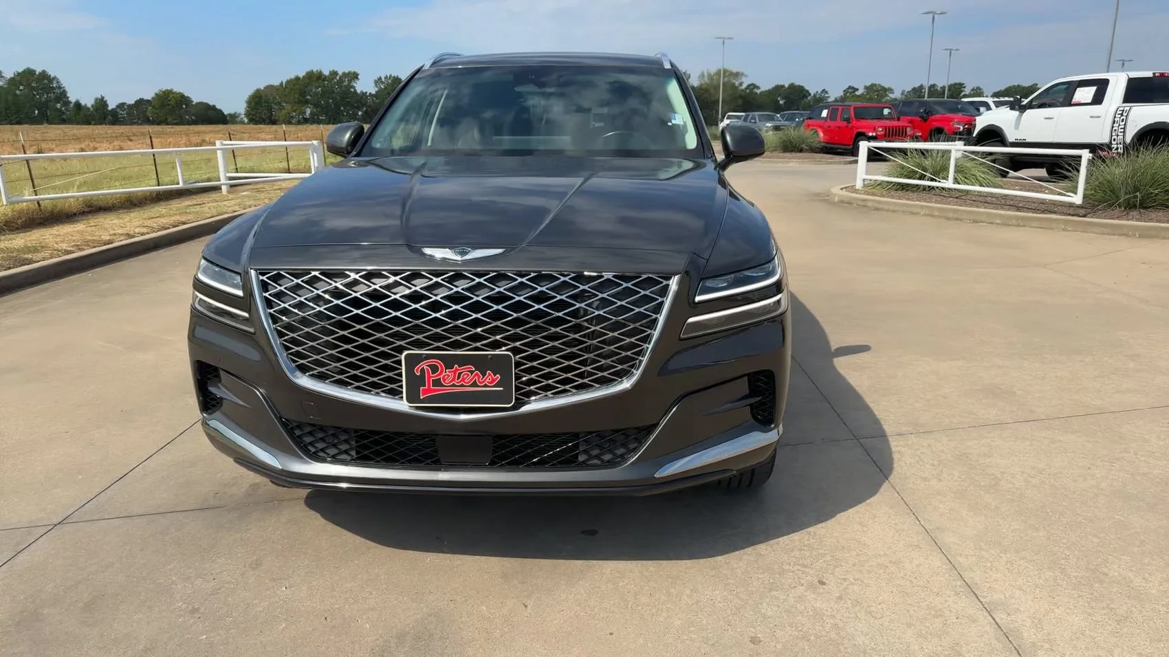 Used 2024 Makalu Gray Genesis 2.5T image 4