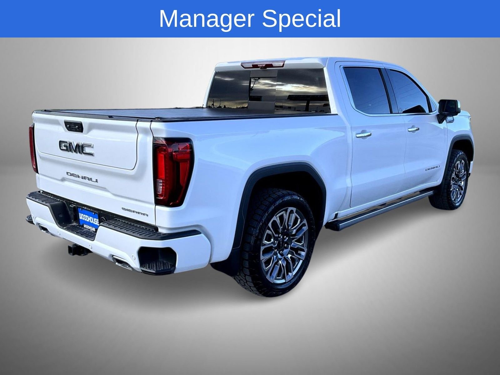 Used 2024 White GMC Denali Ultimate image 6