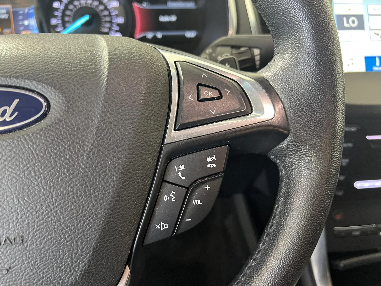 Used 2018 Shadow Black Ford Titanium image 16