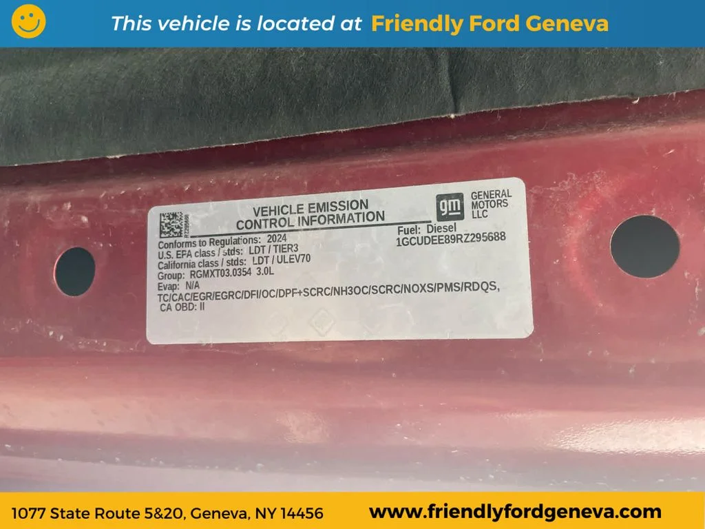 Used 2024 Red Chevrolet RST image 32
