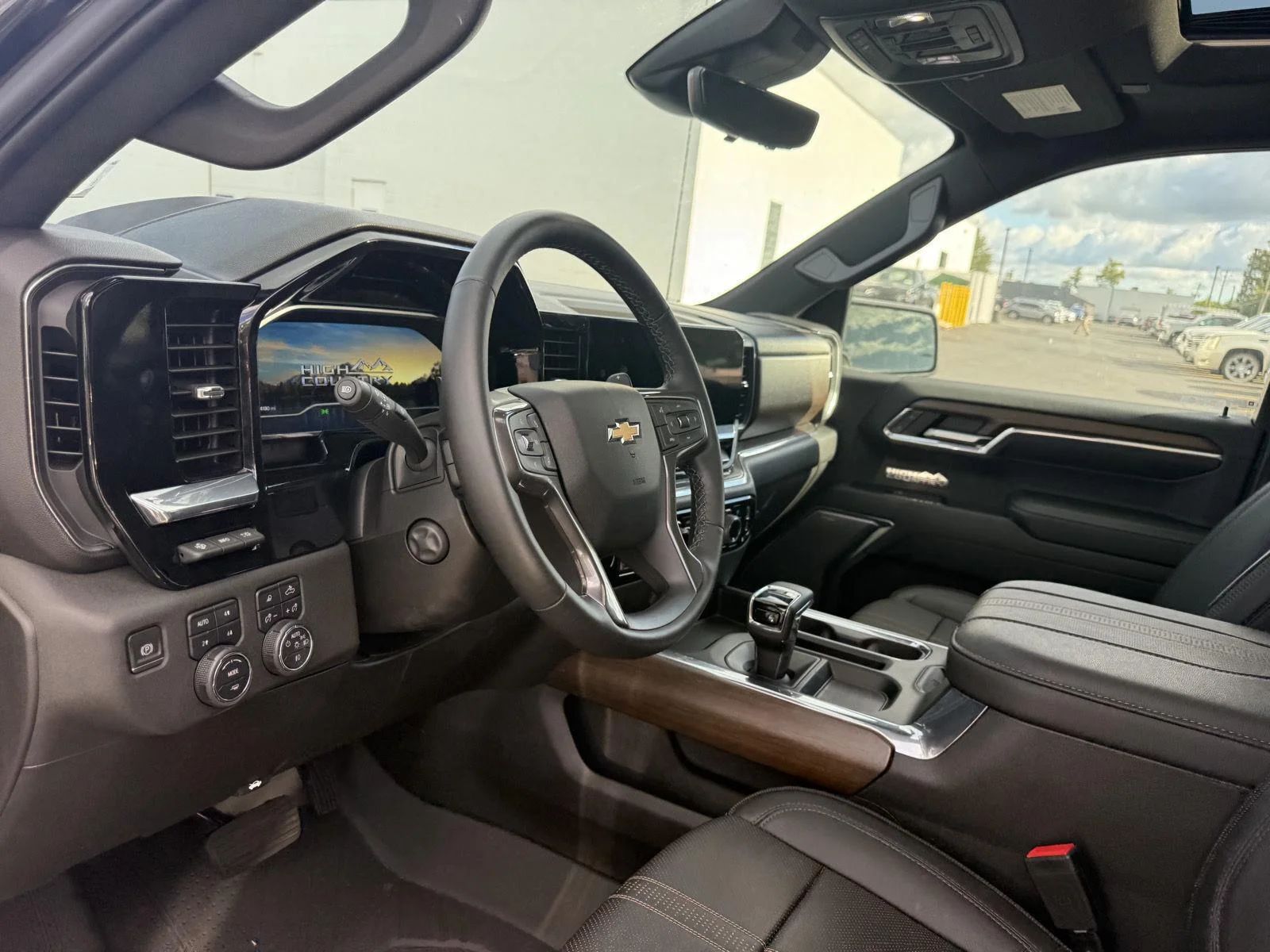 Used 2024 Black Chevrolet High Country image 9
