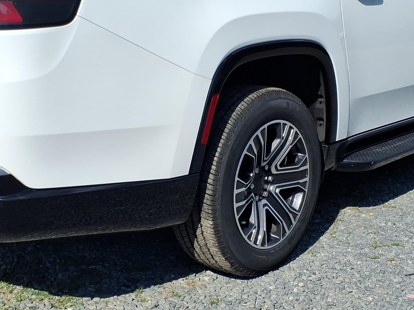 Used 2024 Bright White Clearcoat Jeep Series II image 10