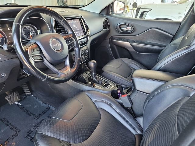 Used 2019 Blue Jeep Limited image 10