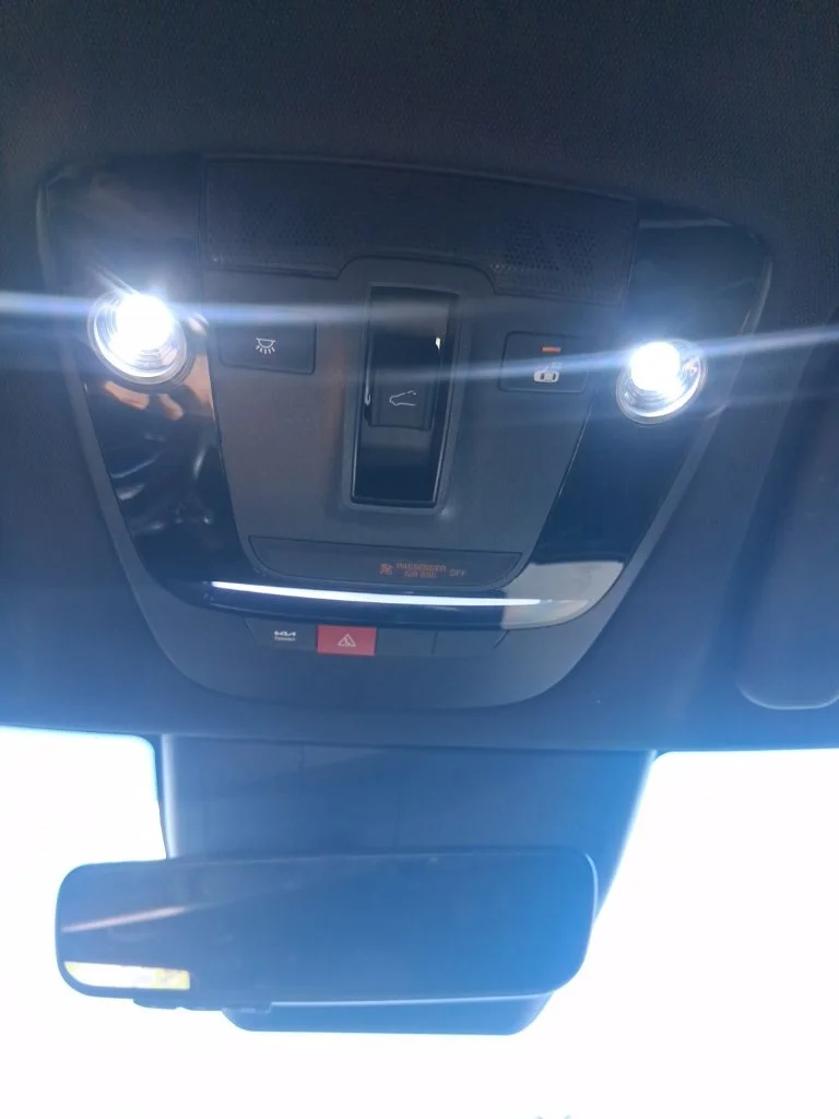 Used 2023 White Kia GT-Line image 11