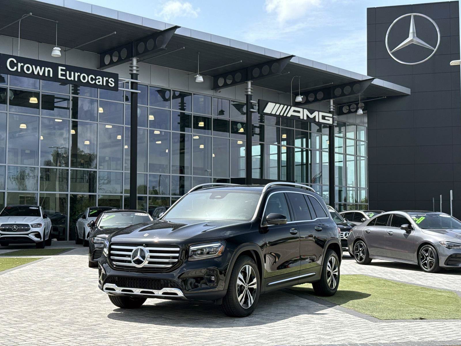 New 2026 Black Mercedes-Benz 250 SUV image 1