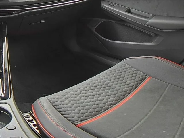 2026 Volkswagen Golf GTI SE - Photo 38
